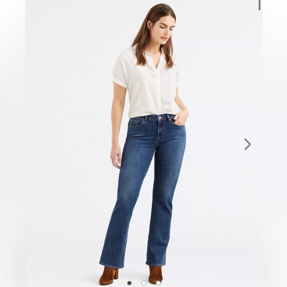 🌻3 for $18 Levi’s 529 Classic Bootcut Women's Jeans Size 8M